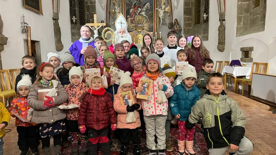 Setkání dětí se sv. Mikulášem 